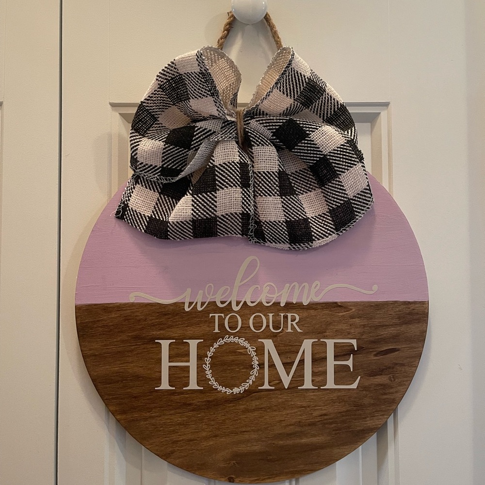Wooden door hanger